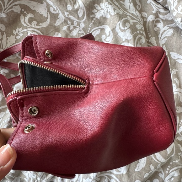 Zara Mid-Size City Bag with Detachable Straps - Maroon colour - Picture 14 of 14